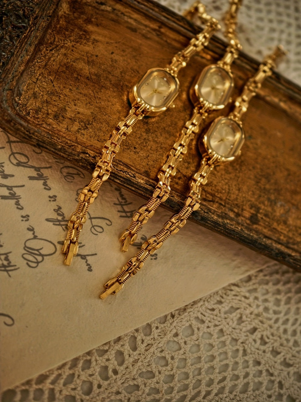 Women's Quartz Watch - 's Vintage Luxury Bracelet Rhinestone Oval Case Japanese Movement Gold - product detail view 14