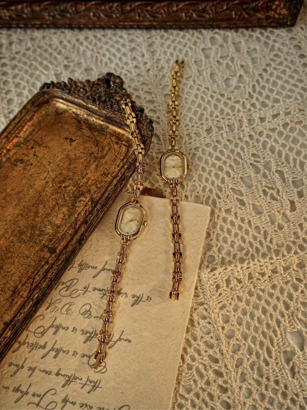Women's Quartz Watch - 's Vintage Luxury Bracelet Rhinestone Oval Case Japanese Movement Gold - product detail view 16