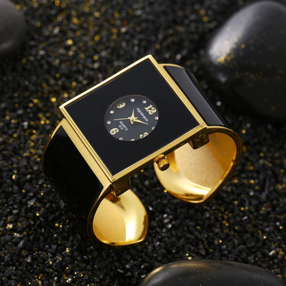 Women's Quartz Watch - Square for Sophisticated Wristwatch, Minimalist Rectangle Dial, Fashion - product detail view 2