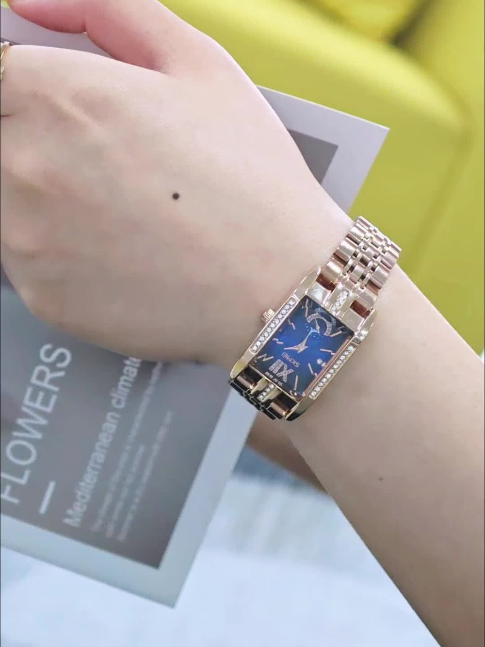 Women's Quartz Watch - Square for Star Dial Stainless Steel Bracelet Analog Wristwatch Elegant - product detail view 10
