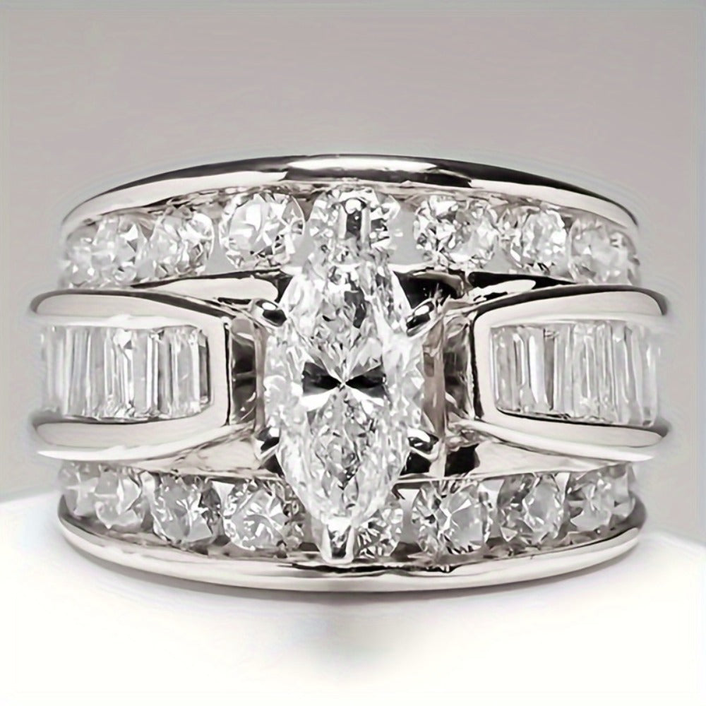 Stackable Rings for Women - Wide Band Ring Set 2Pcs for - Vintage Elegant Engagement Ring Set, Silver - product detail view