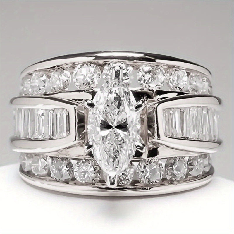 Stackable Rings for Women - Wide Band Ring Set 2Pcs for - Vintage Elegant Engagement Ring Set, Silver - product detail view