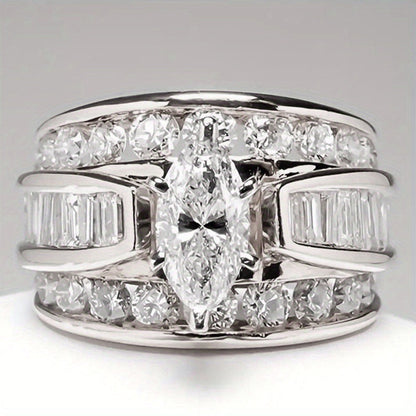 Stackable Rings for Women - Wide Band Ring Set 2Pcs for - Vintage Elegant Engagement Ring Set, Silver - product detail view