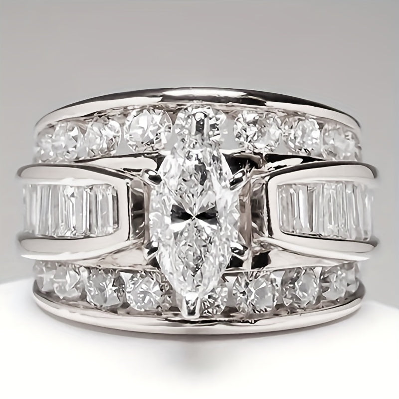 Stackable Rings for Women - Wide Band Ring Set 2Pcs for - Vintage Elegant Engagement Ring Set, Silver - product detail view