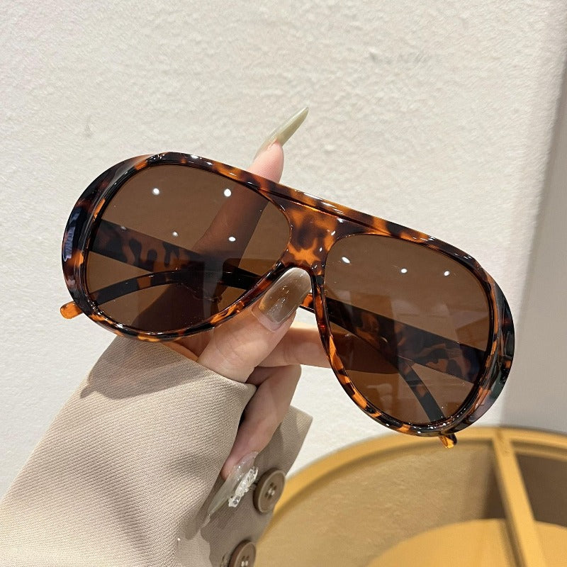 Sunglasses for Men - Oversized for Big Faces Women Retro Large Frame Vintage UV400 Fashion - product detail view 6