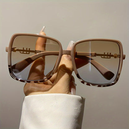 Sunglasses for Men - Oversized Vintage Unisex Two-Tone Frame Premium Fashion Eyewear Beach - product detail view 11