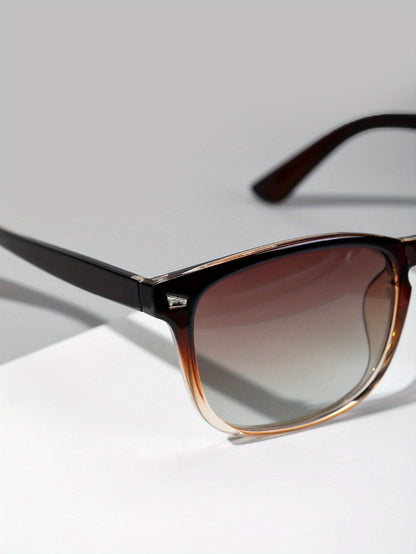 Sunglasses for Men - Polarized Driving Unisex Vintage Style UV400 Protection Gradient Tea Lens - product detail view 10
