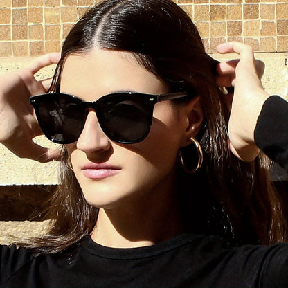 Sunglasses for Women - Polarized Mirrored Lens Large Oversized Frame UV Protection Trendy Fashion - product detail view 8
