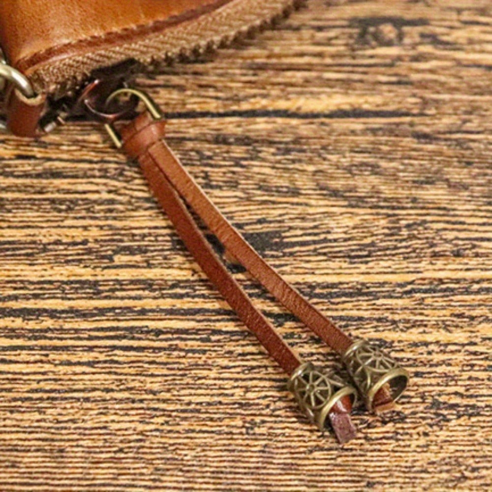 Waist Bag – Handcrafted Sporran Leather Coin Waist – detail view 15