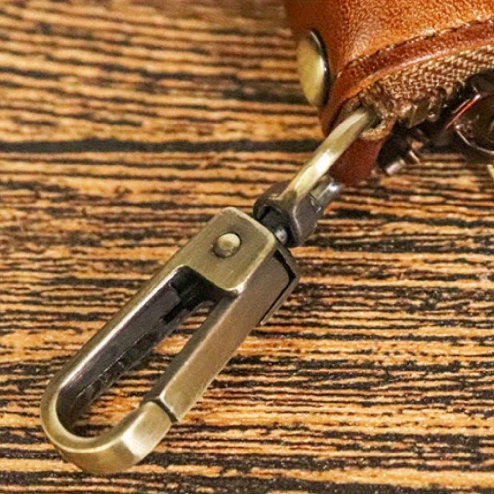 Waist Bag – Handcrafted Sporran Leather Coin Waist – detail view 16