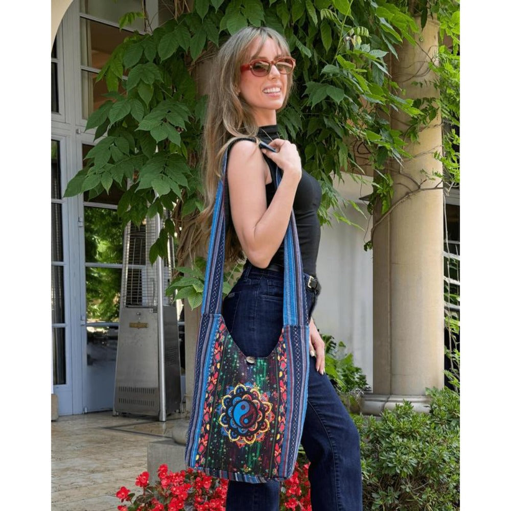 Crossbody Bag for Women – Handmade Cotton Yin Yang Hobo – detail view 10