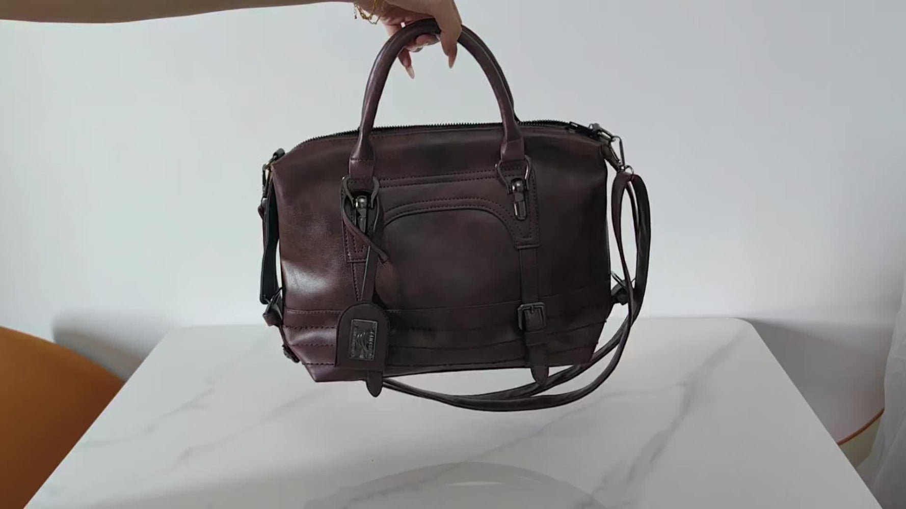 Crossbody Bag – Large Capacity, Adjustable Strap, for Travel & Work – detail view 13