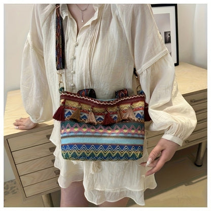 Crossbody Bag for Women – Large Capacity, for Everyday Use – detail view 12