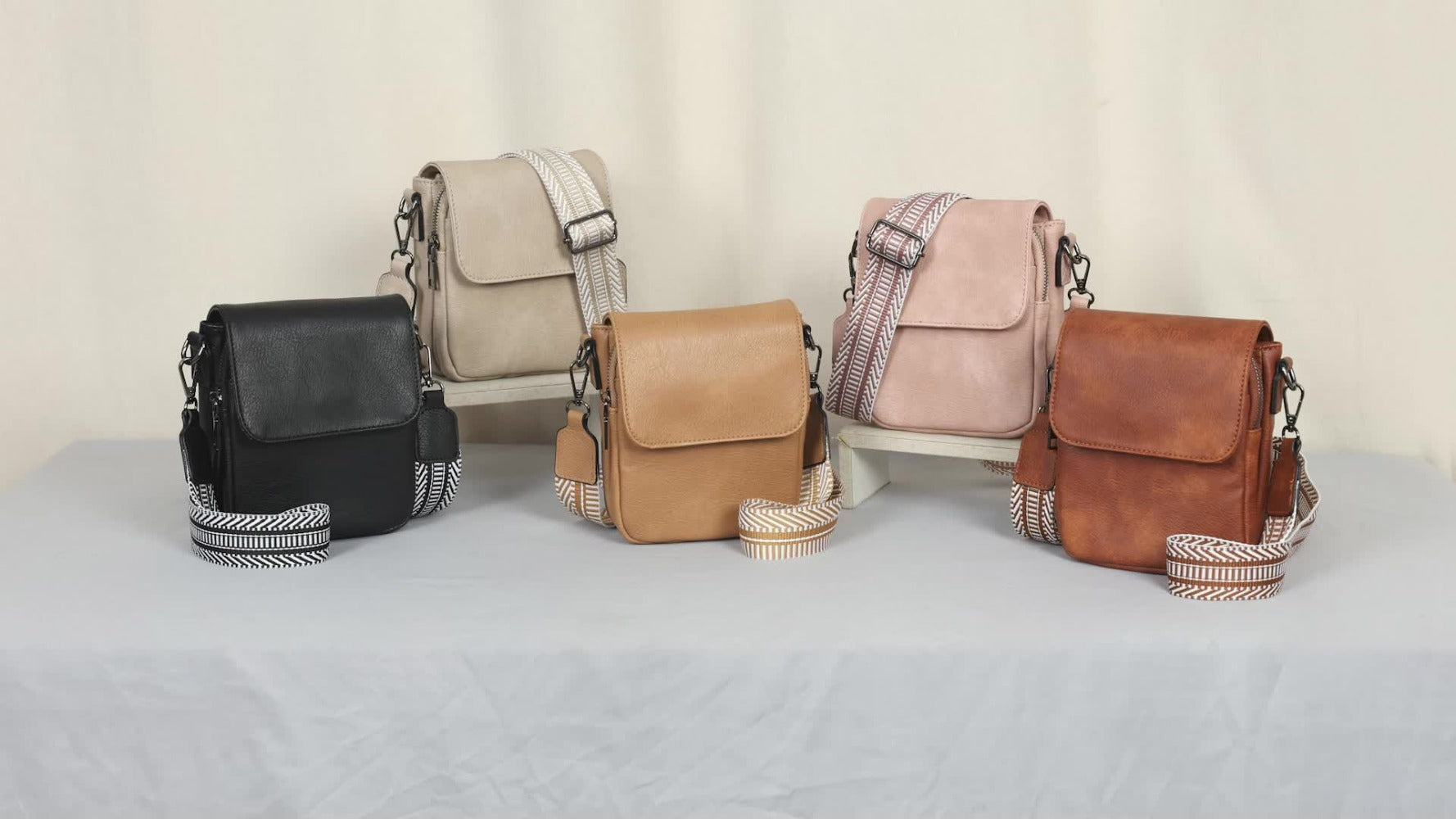 Crossbody Bag for Women – PU Leather, for Travel & Everyday Use – detail view 14