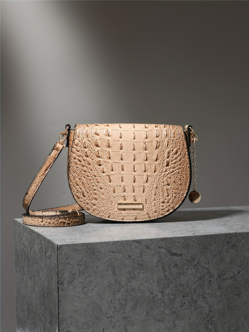 Crossbody Bag for Women – 7 Colors, for Travel & Work – detail view 25