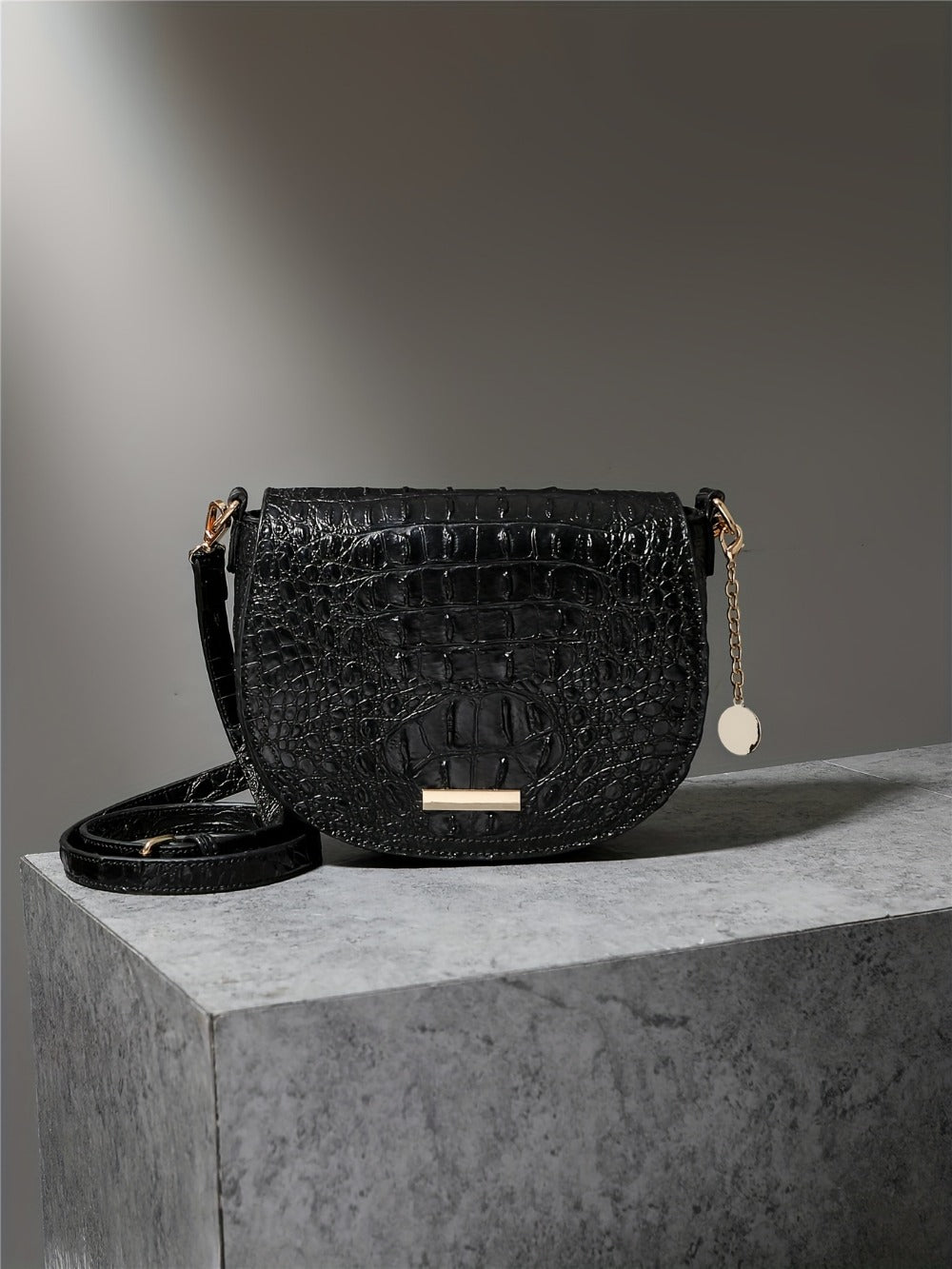 Crossbody Bag for Women – 7 Colors, for Travel & Work – detail view 37