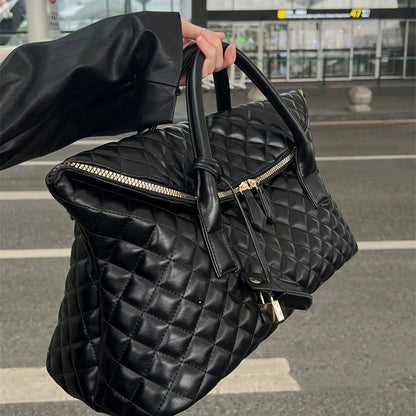 Shoulder Bag for Women – Quilted, Large Capacity, for Travel & Work – front view