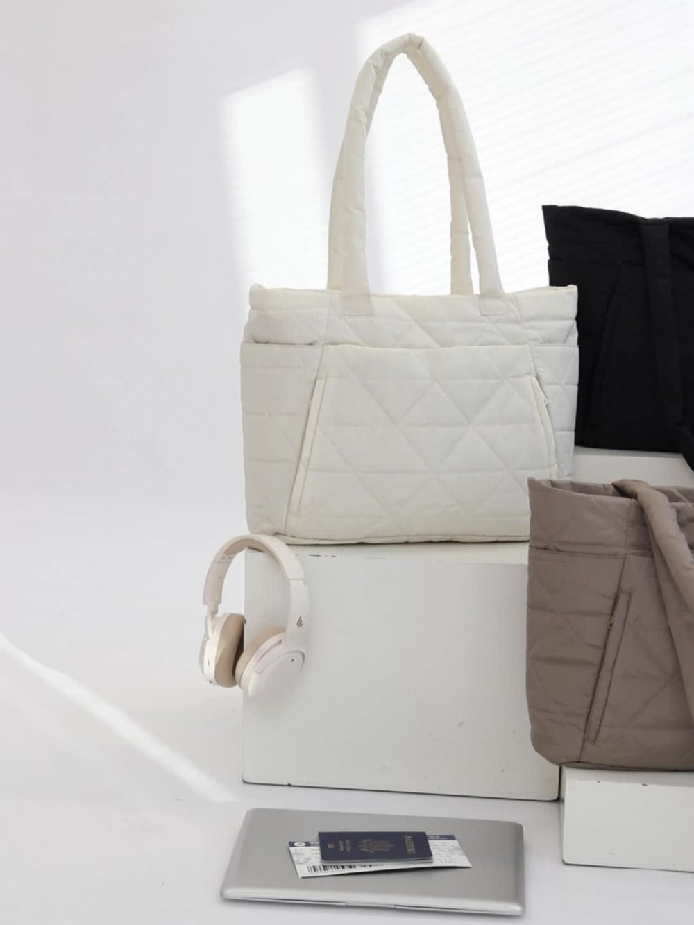 Tote Bag for Women – Quilted, Large Capacity, for Travel & Work – detail view 25