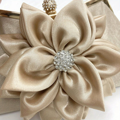 Women's Wallet – Beaded Flower Evening Vintage Clutch – detail view 29