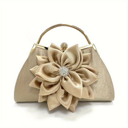 Women's Wallet – Beaded Flower Evening Vintage Clutch – detail view 2