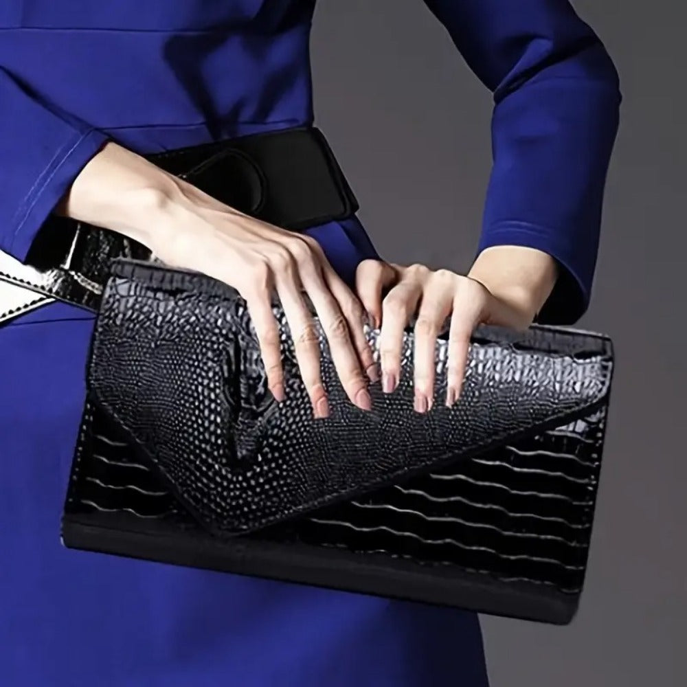 Women's Wallet – Envelope Clutch Magnetic Closure Embossed – detail view 16