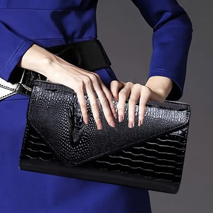Women's Wallet – Envelope Clutch Magnetic Closure Embossed – detail view 16