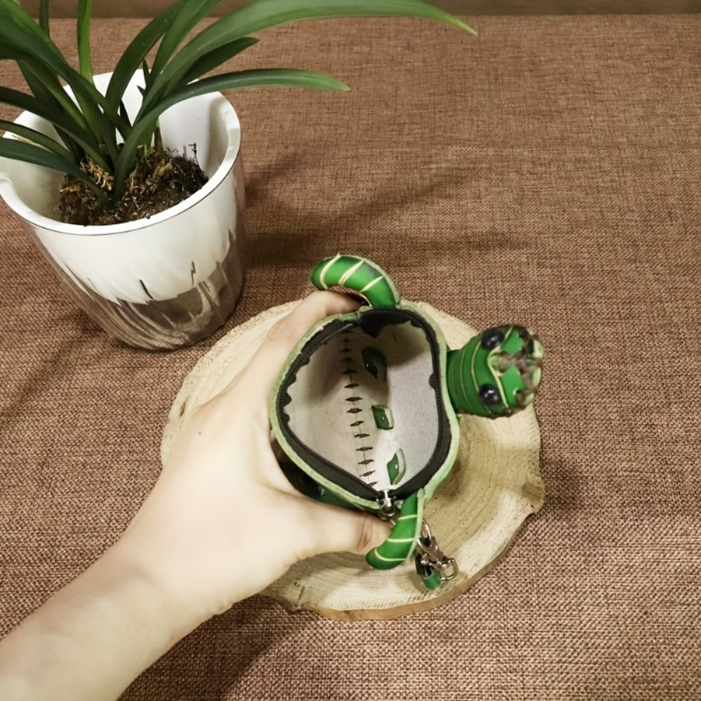 Women's Wallet – Handcrafted Retro Turtle Coin In – detail view 6